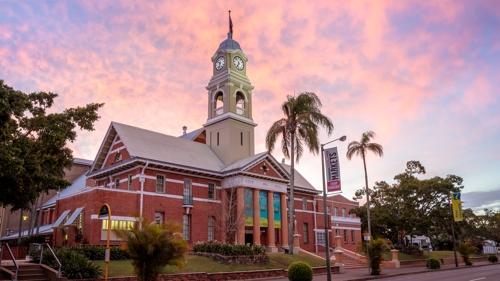 Maryborough town hall - rz